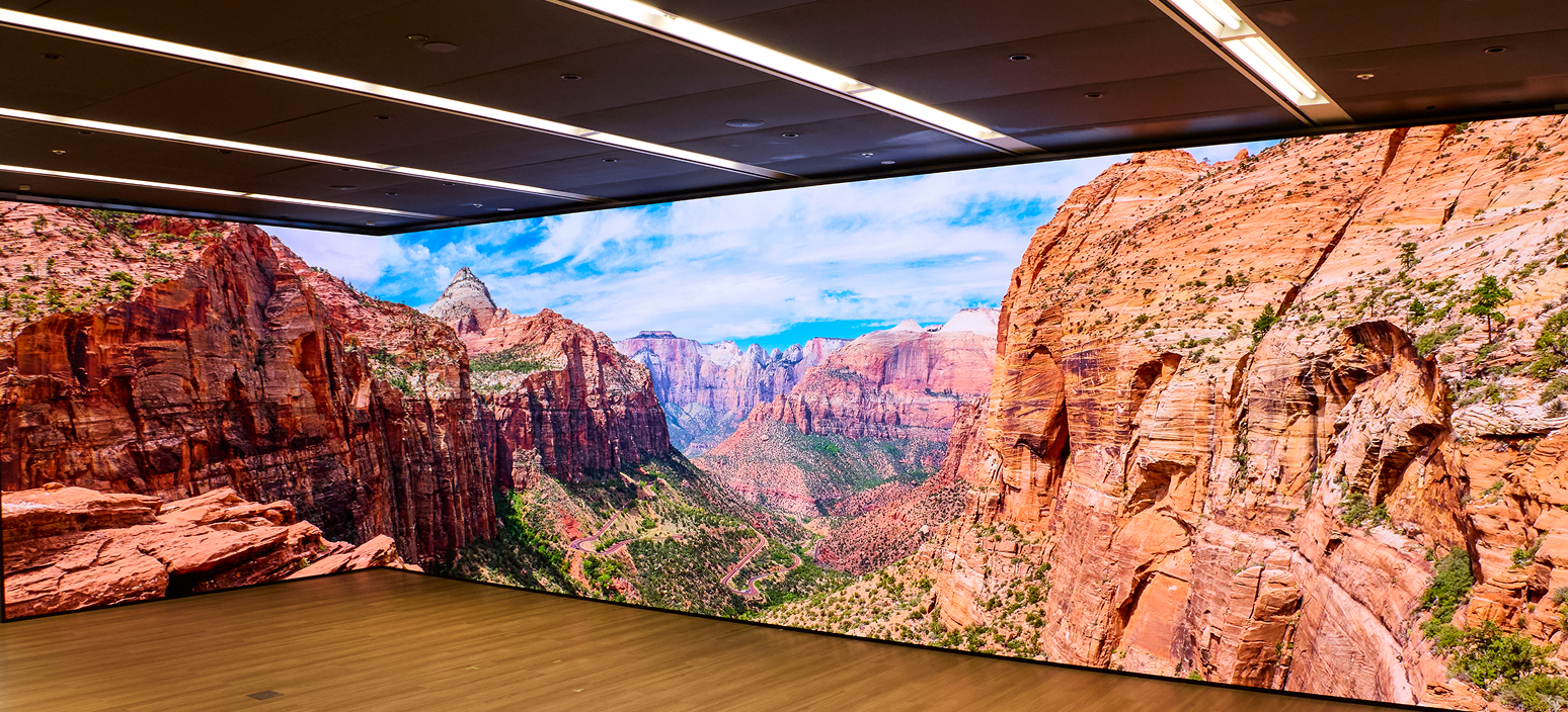 Studio 1 canyon panorama